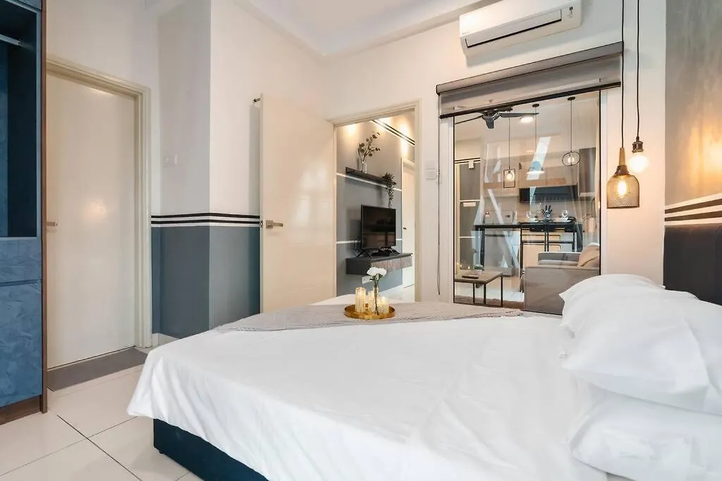 Arte Mont Kiara-2Bedroom-Netflix-4Pax Kuala Lumpur Malaysia
